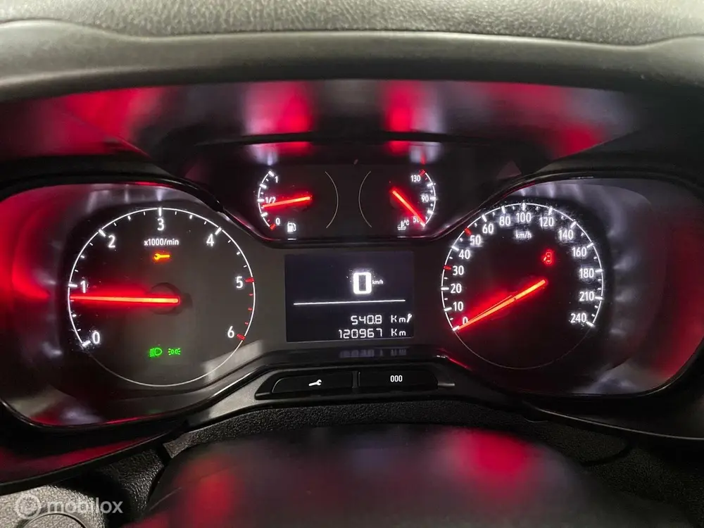 Opel Combo 1.6D L1H1 Edition uit 2019, foto 4