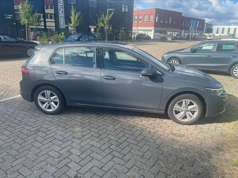 Volkswagen Golf 1.0 Etsi 110pk 7-DSG 2020 Grijs uit 2020, foto 3
