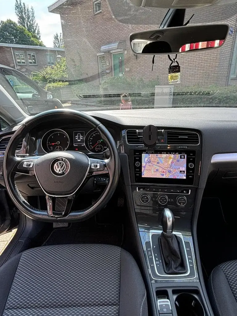 Volkswagen Golf VII Golf 1.6 TDI 115pk 7-DSG 2019 Grijs uit 2019, foto 2