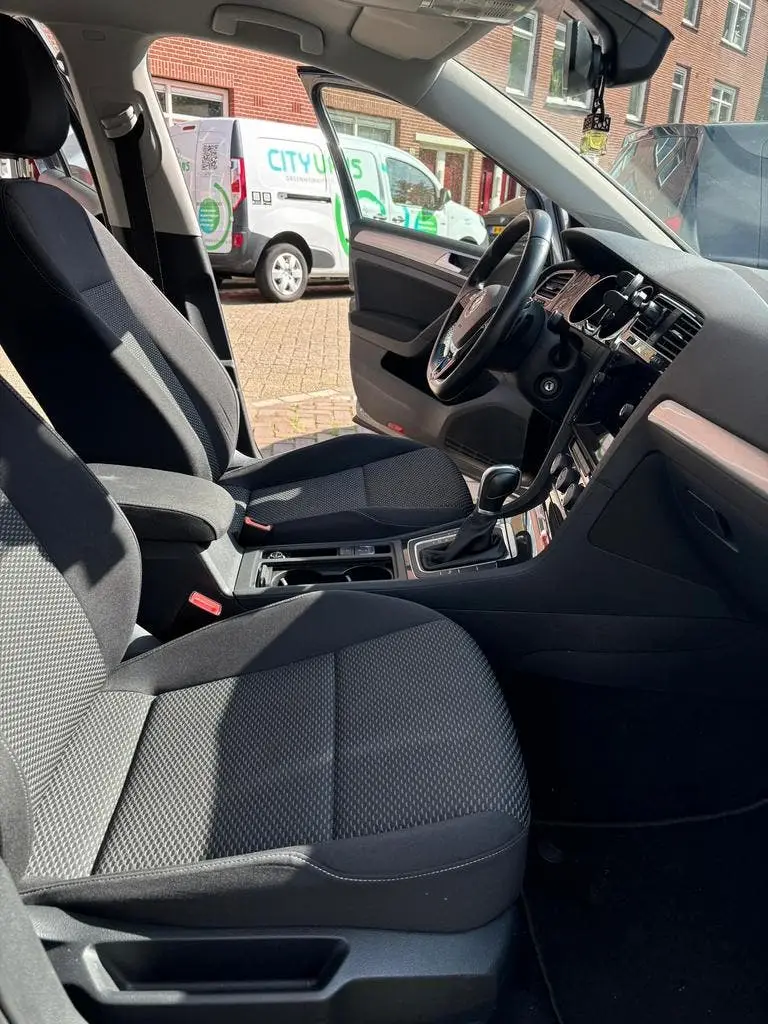 Volkswagen Golf VII Golf 1.6 TDI 115pk 7-DSG 2019 Grijs uit 2019, foto 6