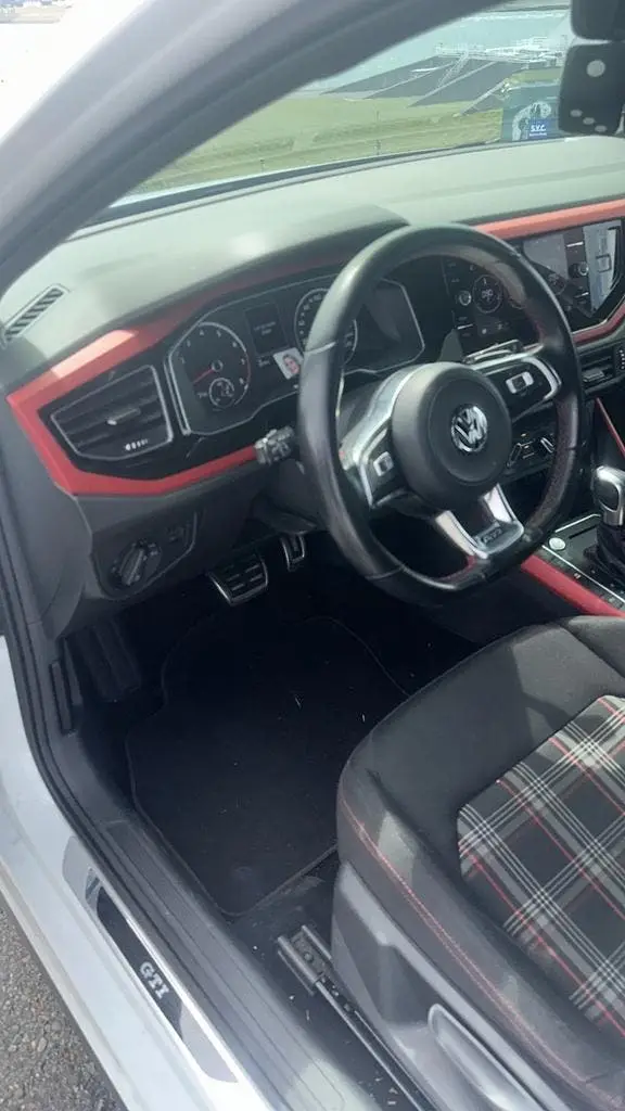 Volkswagen Polo 2.0 TSI 200pk 6-DSG 2019 Wit uit 2019, foto 3