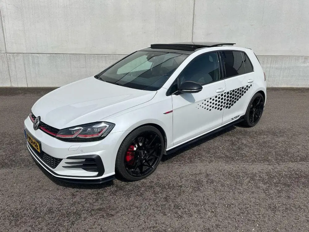 Volkswagen Golf VII Golf 2.0 TSI TCR DSG 2019 PANO ACC LED KEYLESS uit 2019