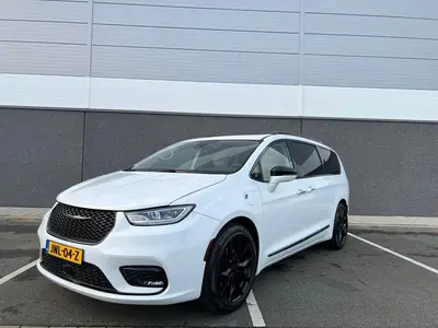 Chrysler Pacifica Pacifica 3.6 V6 PLUG IN HYBRID / 7 PERSOONS / uit 2021