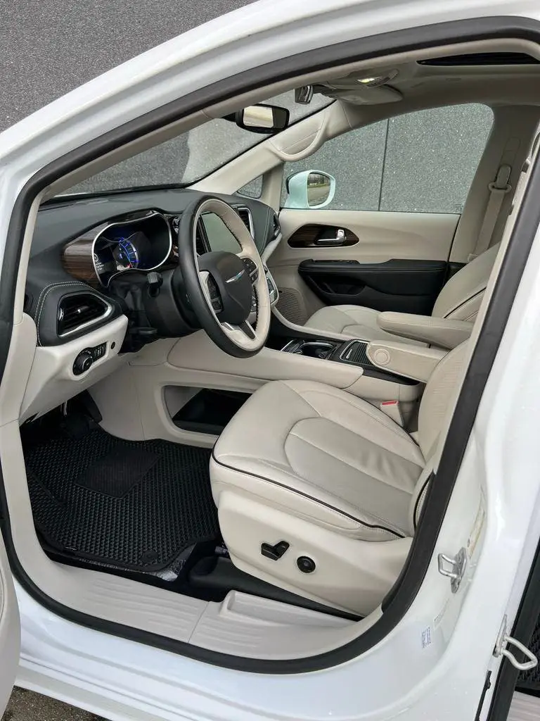 Chrysler Pacifica Pacifica 3.6 V6 PLUG IN HYBRID / 7 PERSOONS / uit 2021, foto 9