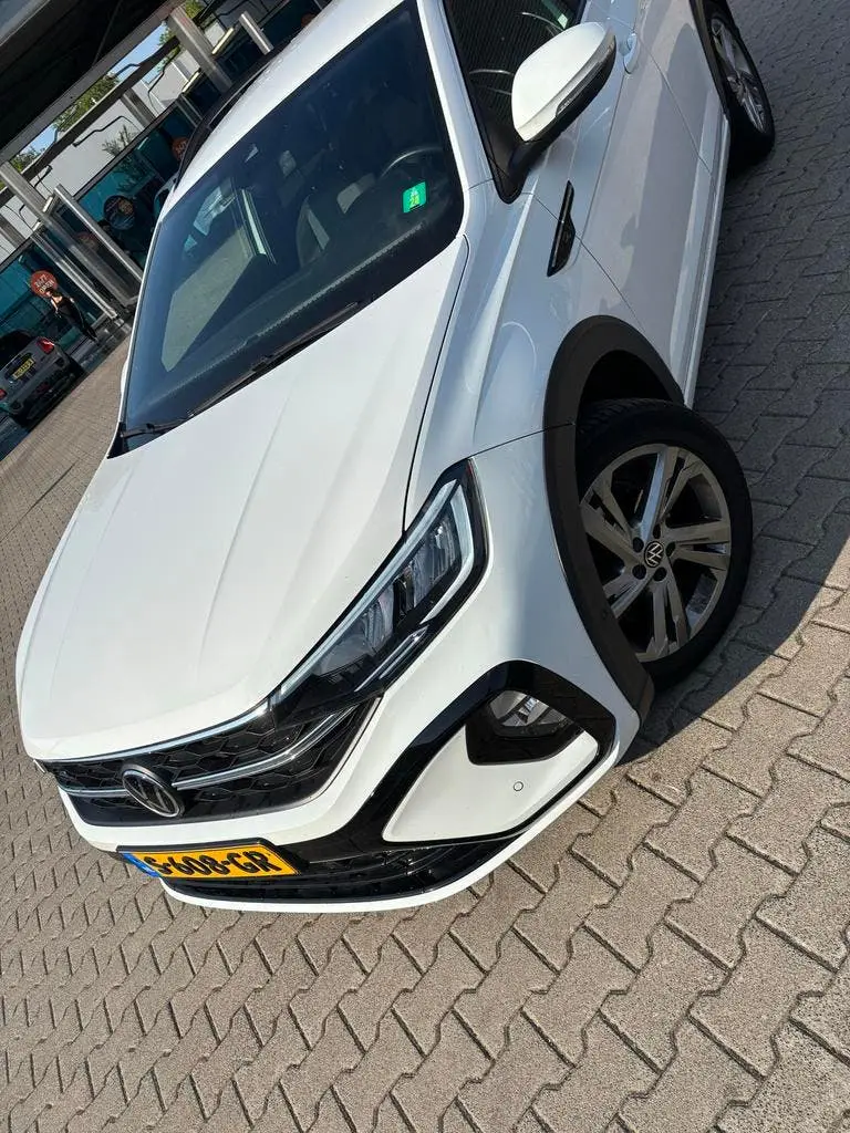 Volkswagen Taigo R line 1.0 TSI 110pk Dsg-7 2022 Wit uit 2022, foto 5