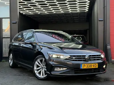 Volkswagen Passat Variant 1.5 TSI R-Line Business/ Pano/360 uit 2022