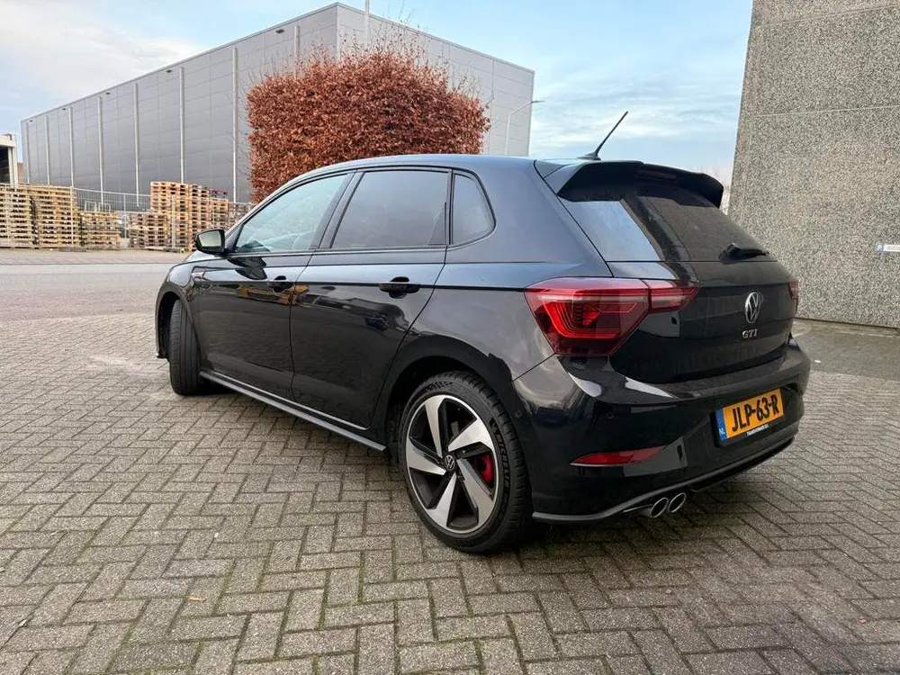 Volkswagen Polo 2.0 TSI 207pk Dsg-7 2024 Zwart uit 2024, foto 4