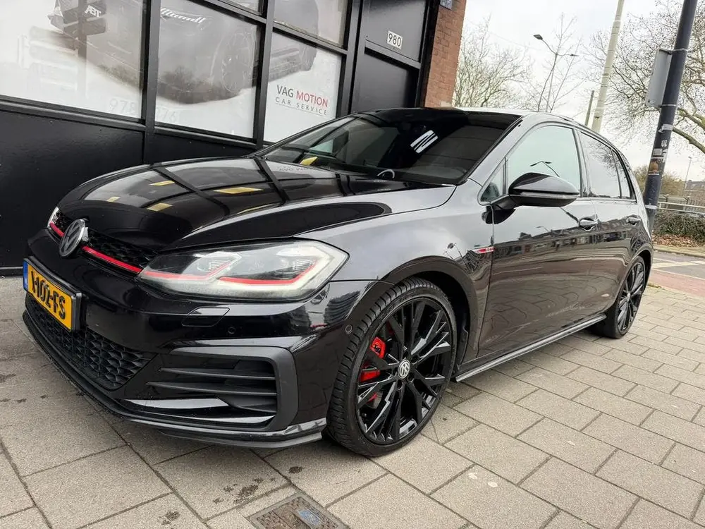 Volkswagen Golf VII Golf 2.0 GTI 245pk 7-DSG 2019 Pano/Camera uit 2019