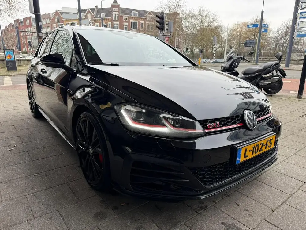 Volkswagen Golf VII Golf 2.0 GTI 245pk 7-DSG 2019 Pano/Camera uit 2019, foto 2