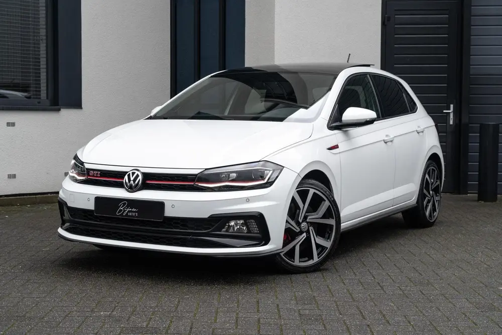 Volkswagen Polo 2.0 TSI GTI PANO / ACC / VIRTUAL / CARPLAY uit 2020