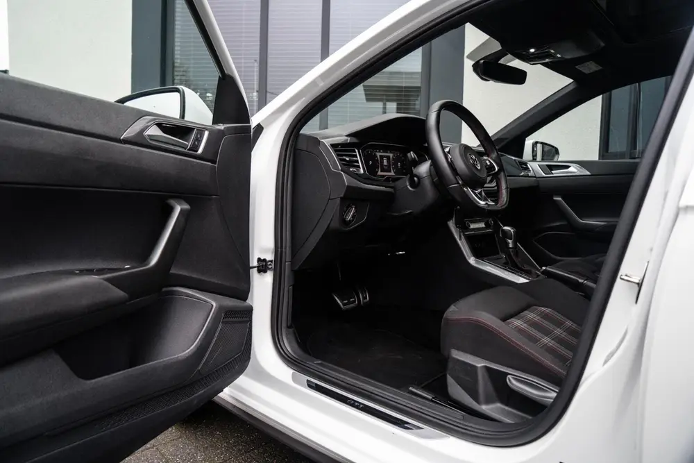 Volkswagen Polo 2.0 TSI GTI PANO / ACC / VIRTUAL / CARPLAY uit 2020, foto 11