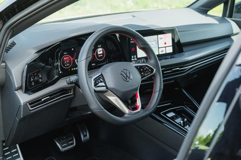 Volkswagen Golf GTI SLECHTS 8.900 KM BTW AUTO uit 2023, foto 13