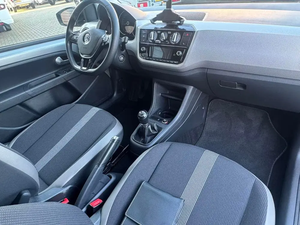 Volkswagen Up! VW UP 1.0 TSI 90PK BMT High Up! Beats Soundsysteem Stoelverw uit 2019, foto 4