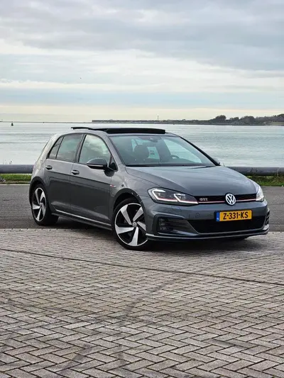 Volkswagen Golf 2.0 TSI 245pk 7-DSG 2019 Grijs uit 2019