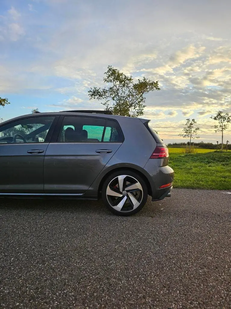 Volkswagen Golf 2.0 TSI 245pk 7-DSG 2019 Grijs uit 2019, foto 12