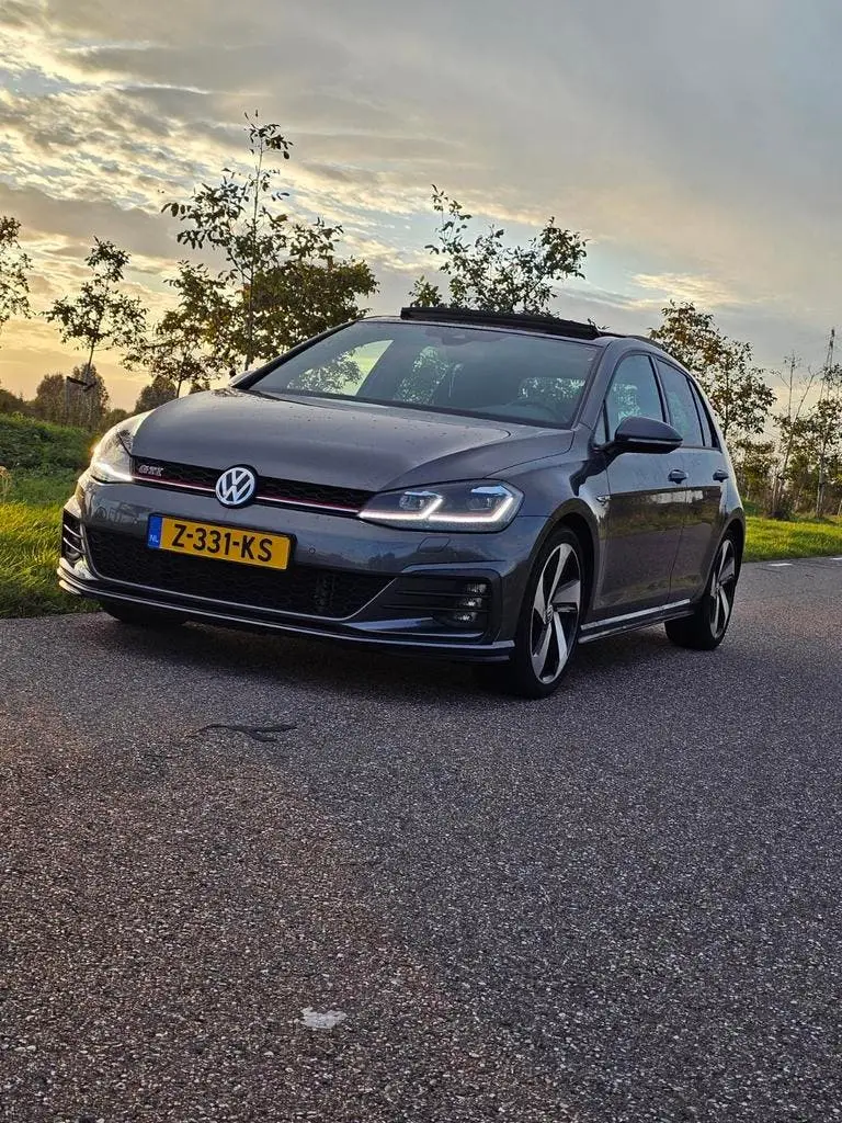 Volkswagen Golf 2.0 TSI 245pk 7-DSG 2019 Grijs uit 2019, foto 18