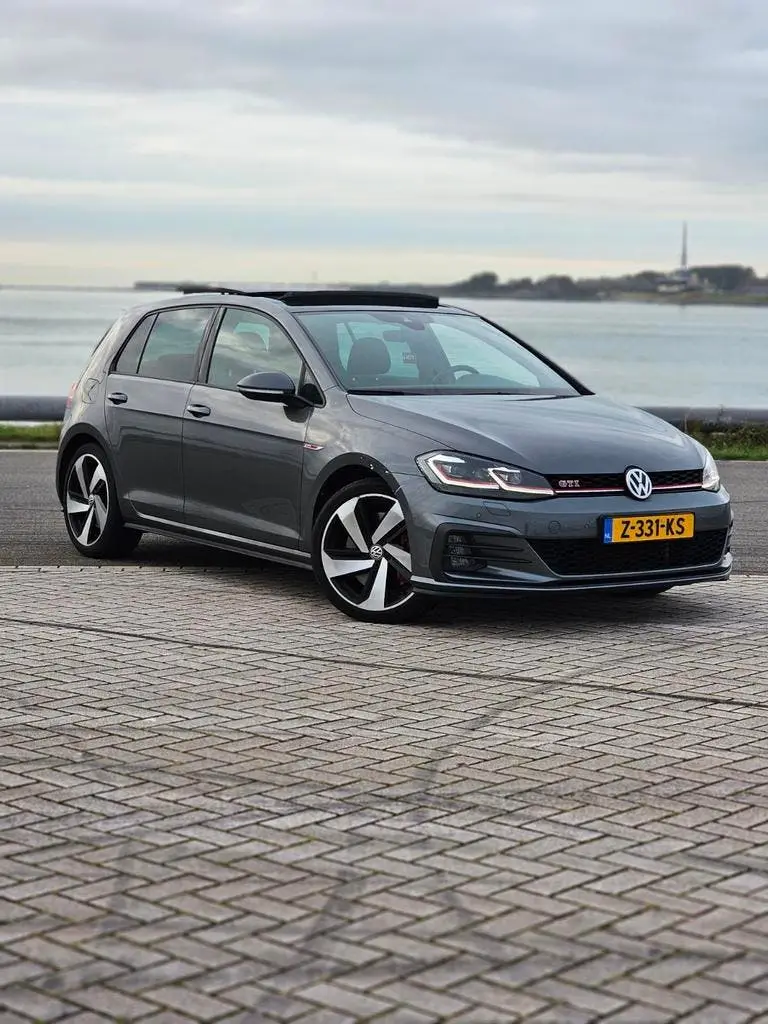 Volkswagen Golf 2.0 TSI 245pk 7-DSG 2019 Grijs uit 2019, foto 2