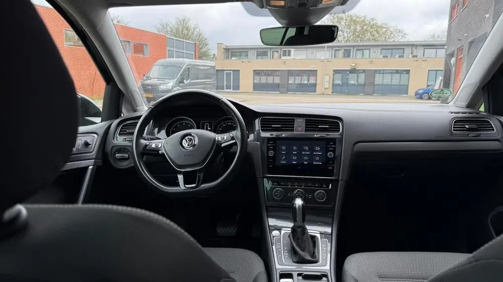 Volkswagen Golf VII Golf 7.5 1.5 TSI 130pk Bluemotion 2019 Zwart uit 2019, foto 4