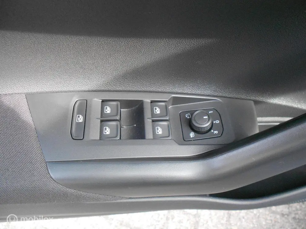 Volkswagen Polo 1.0 TSI Life Edition Camera Apple Car Play uit 2025, foto 13
