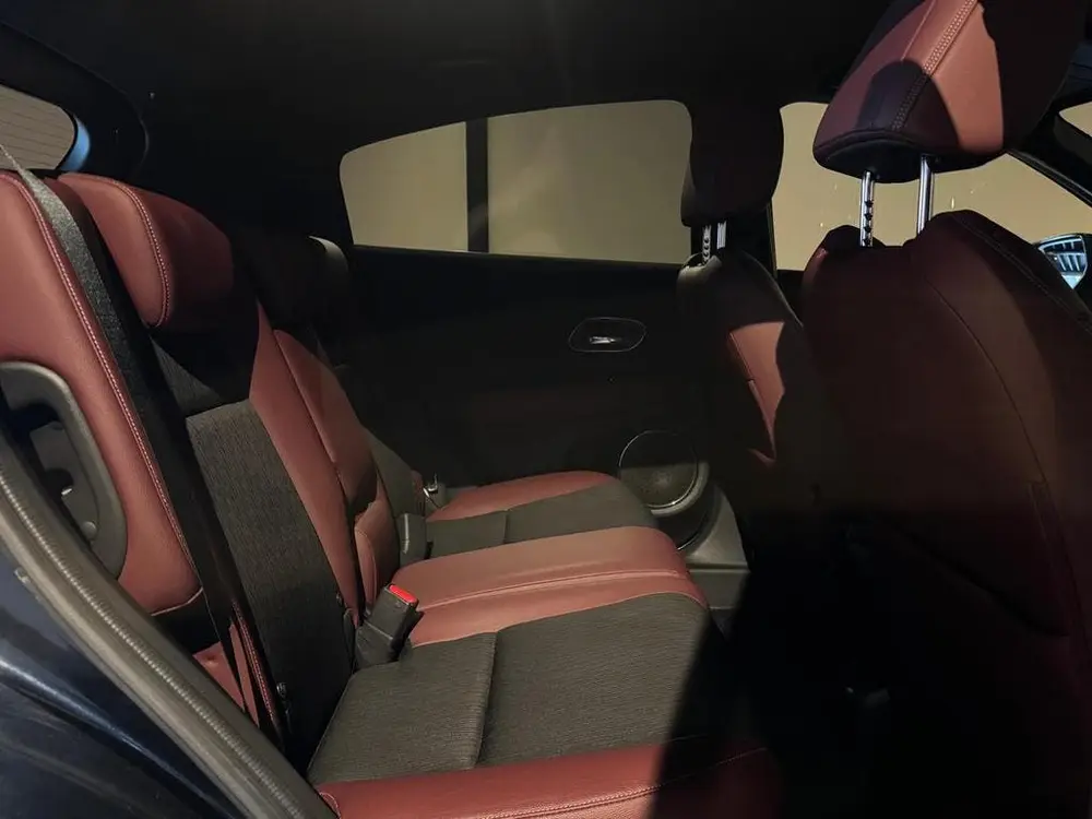 Honda Hr-V 1.5 I-vtec 182PK | Camera | Sport | Trekhaak | uit 2019, foto 14