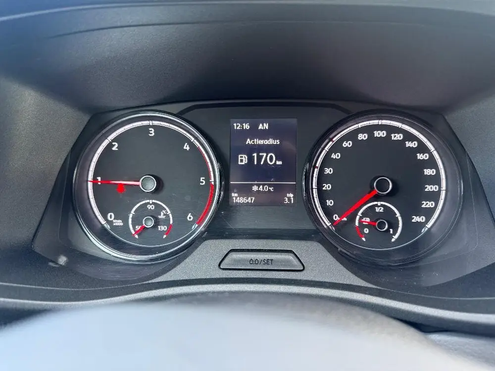 Volkswagen Transporter Kombi 2.0 TDI 110pk L1h1 9-persoons uit 2022, foto 11
