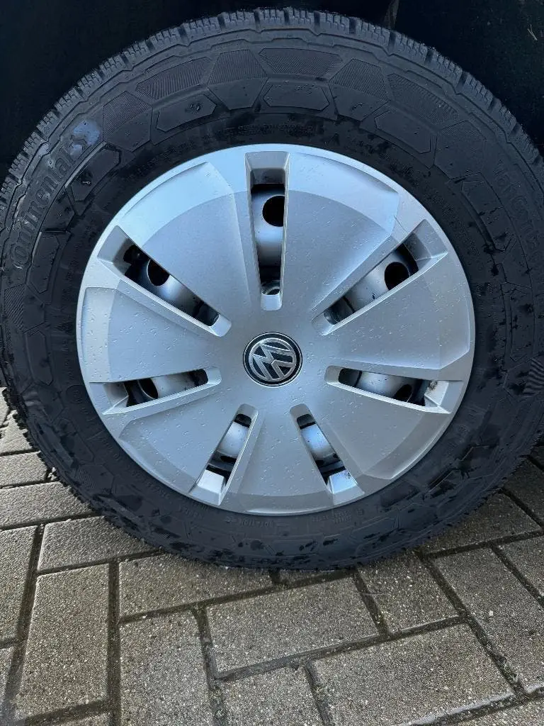 Volkswagen Transporter Kombi 2.0 TDI 110pk L1h1 9-persoons uit 2022, foto 8