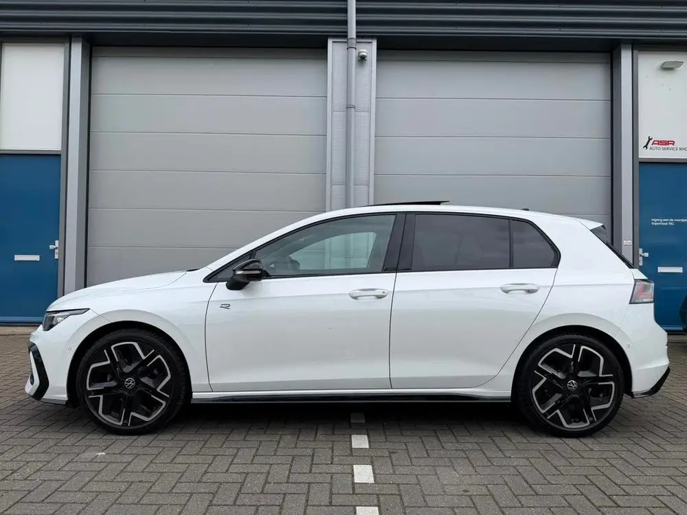 Volkswagen Golf 8.5 1.5 eTSI R-Line 150PK | Pano | 360 | H&K uit 2025, foto 2