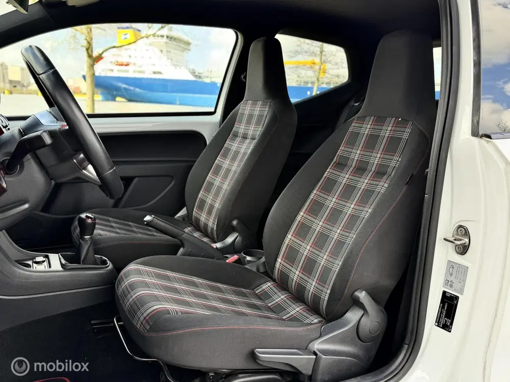 Volkswagen Up! 1.0 TSI GTI | Stuurverwarming | 116 PK uit 2019, foto 14