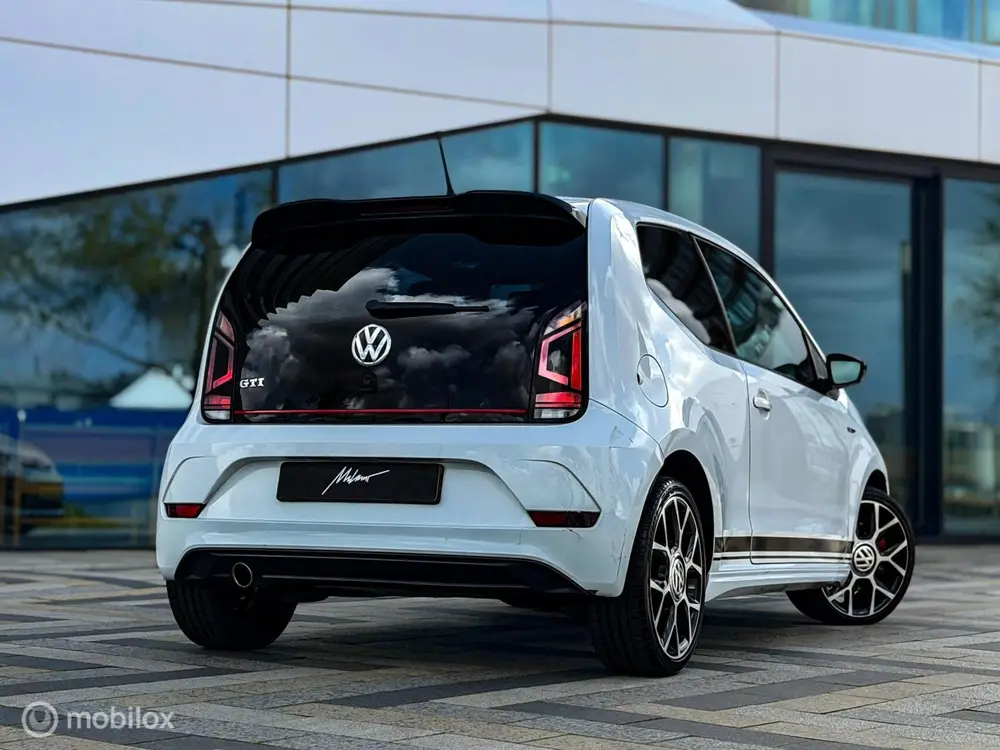 Volkswagen Up! 1.0 TSI GTI | Stuurverwarming | 116 PK uit 2019, foto 2