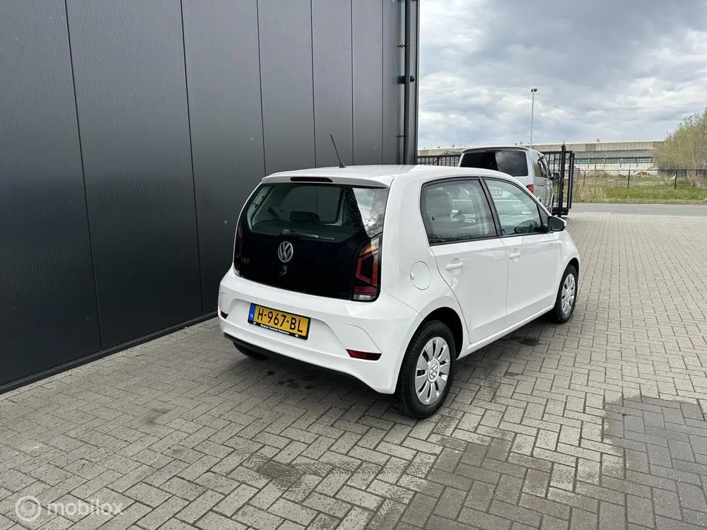 Volkswagen Up! 1.0 BMT move up! Cruise! uit 2020, foto 3
