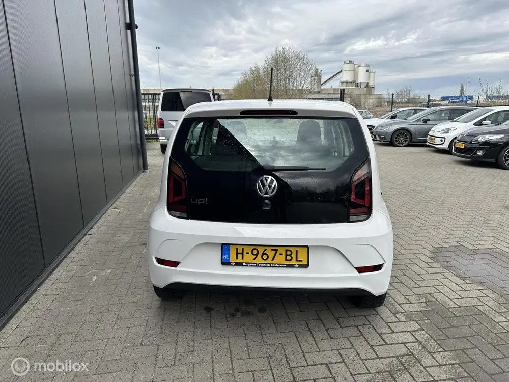 Volkswagen Up! 1.0 BMT move up! Cruise! uit 2020, foto 4