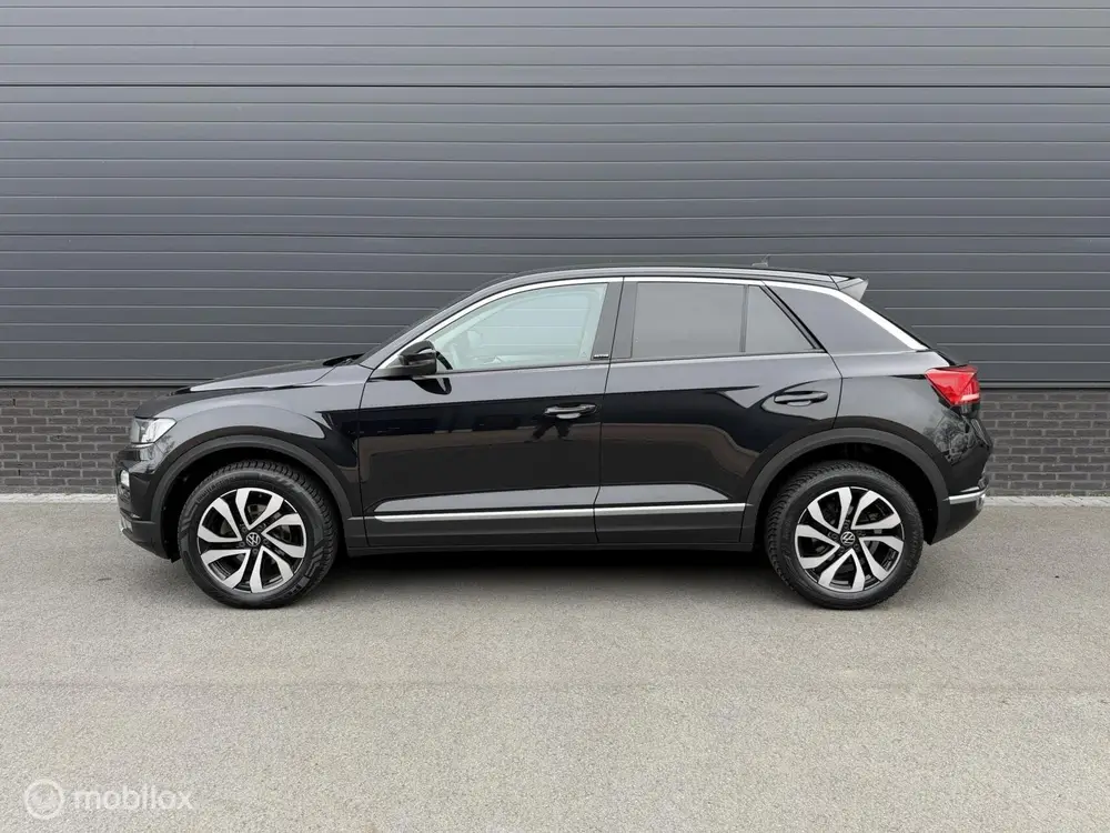 Volkswagen T-Roc 1.5 TSI DSG Active CLIMA*CARPLAY*PDC*STOELV uit 2021, foto 2