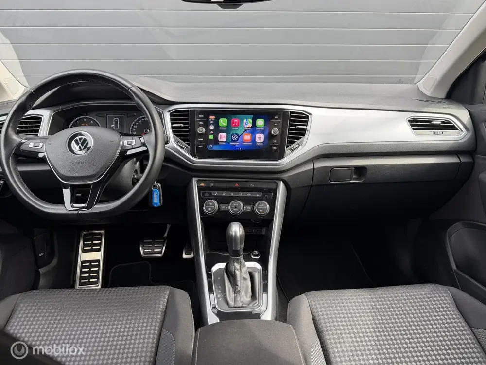 Volkswagen T-Roc 1.5 TSI DSG Active CLIMA*CARPLAY*PDC*STOELV uit 2021, foto 3