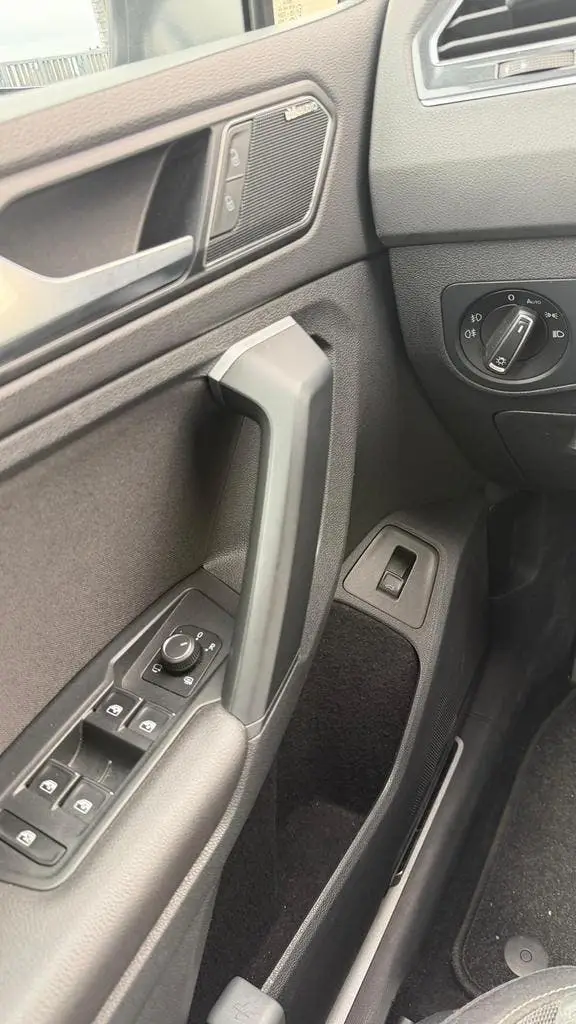 Volkswagen Tiguan 1.5 TSI uit 2019, foto 18