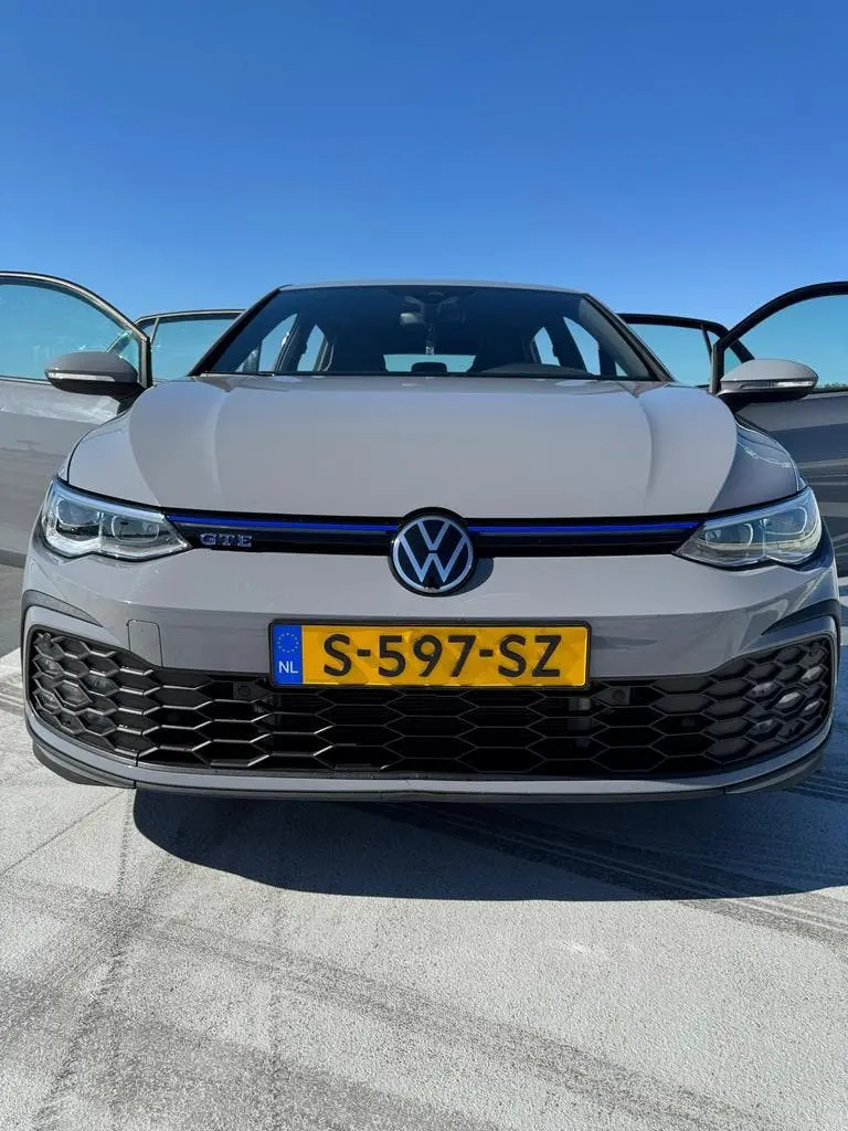 Volkswagen Golf 1.4 Ehybrid 245pk DSG 2021 Grijs uit 2021, foto 4