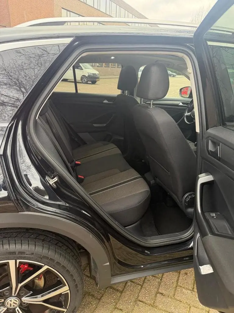 Volkswagen T-Roc 1.5 TSI 150pk 7-DSG 2019 Zwart uit 2019, foto 15