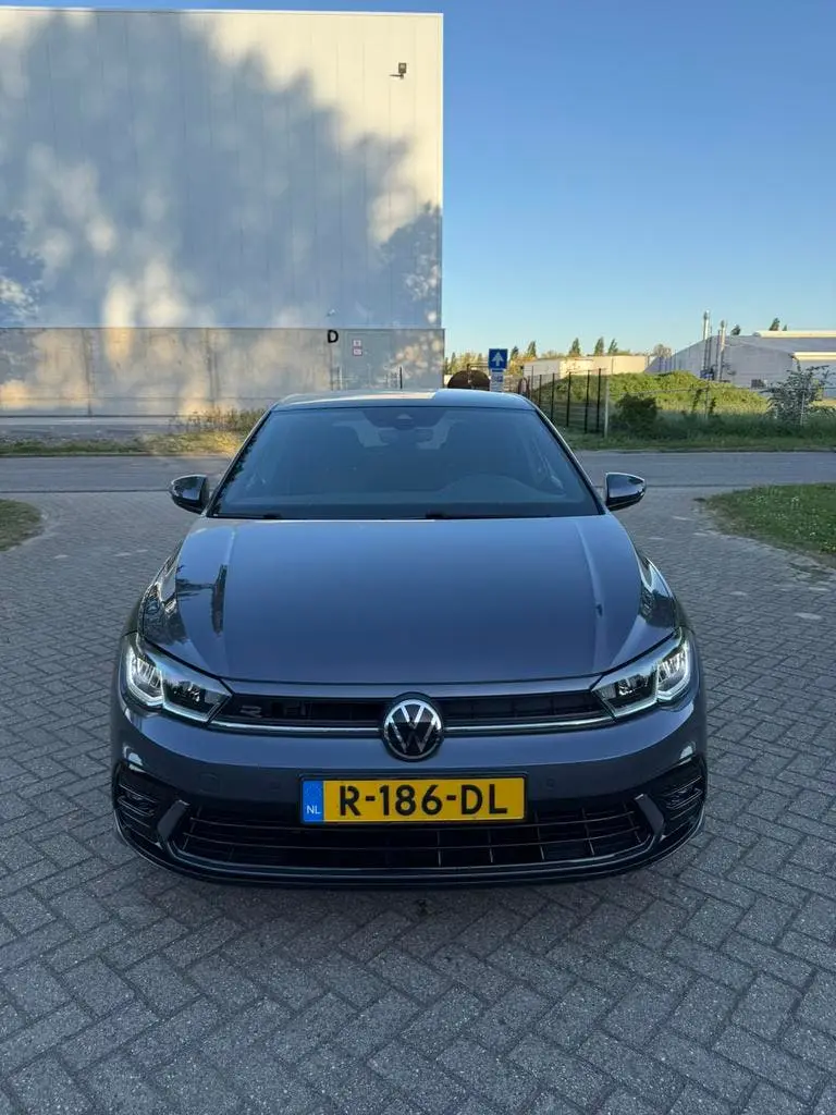 Volkswagen Polo 1.0 TSI 95pk 2022 Grijs uit 2022, foto 3
