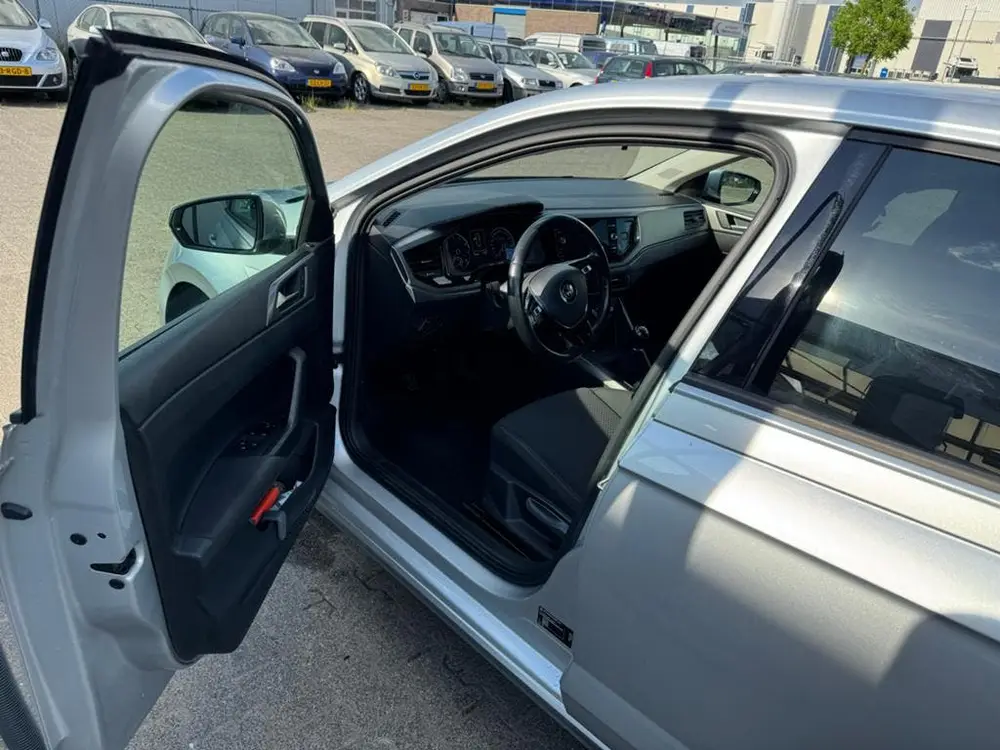 Volkswagen Polo 1.0 TSI 95pk 2019 Grijs. Km 172000 uit 2019, foto 12