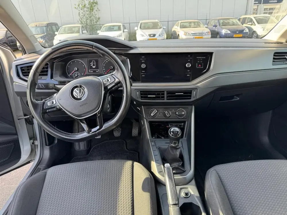 Volkswagen Polo 1.0 TSI 95pk 2019 Grijs. Km 172000 uit 2019, foto 17