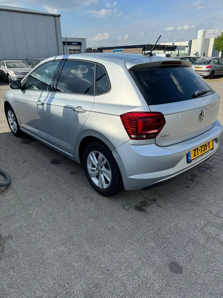 Volkswagen Polo 1.0 TSI 95pk 2019 Grijs. Km 172000 uit 2019, foto 3