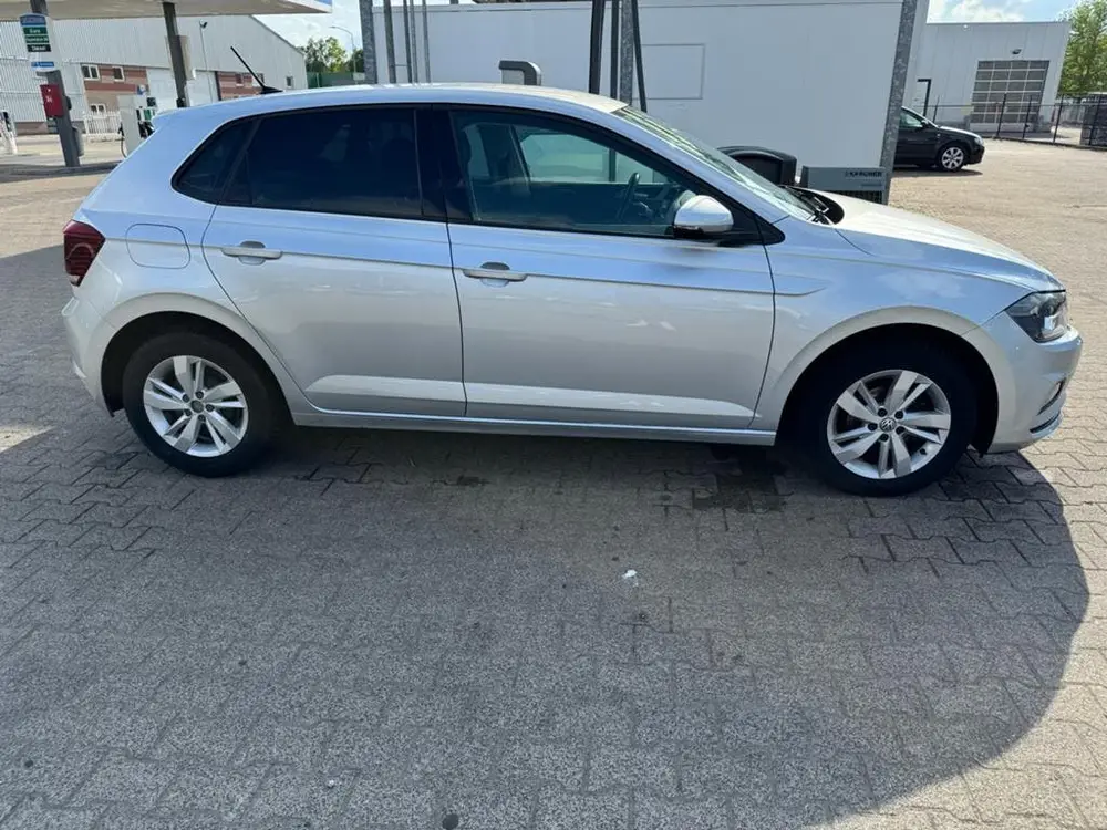 Volkswagen Polo 1.0 TSI 95pk 2019 Grijs. Km 172000 uit 2019, foto 4