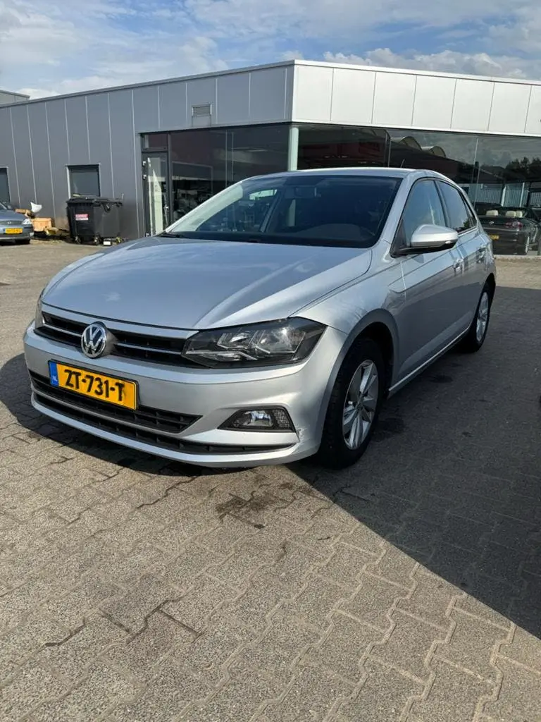 Volkswagen Polo 1.0 TSI 95pk 2019 Grijs. Km 172000 uit 2019, foto 5