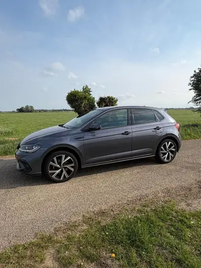 Volkswagen Polo 1.0 TSI 110pk Dsg-7 2023 Grijs uit 2023