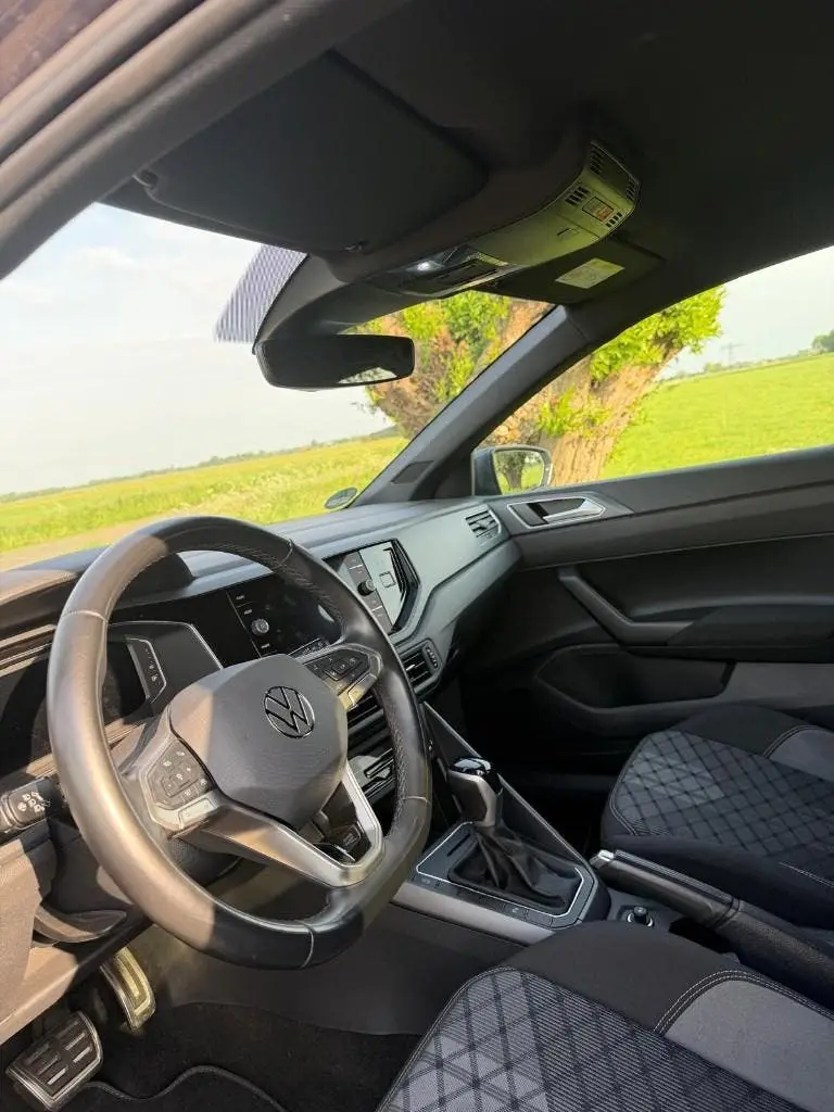 Volkswagen Polo 1.0 TSI 110pk Dsg-7 2023 Grijs uit 2023, foto 17