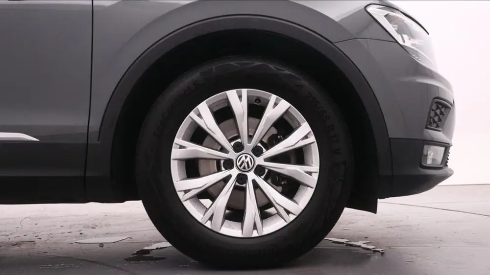 Volkswagen Tiguan 1.5 TSI ACT 150pk DSG 2019 Grijs uit 2019, foto 16