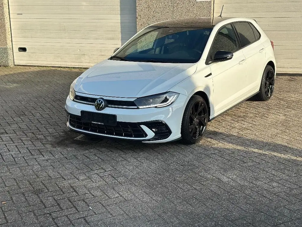 Volkswagen Polo R-Line DSG 110PK 2024 IQ Light Camera uit 2024