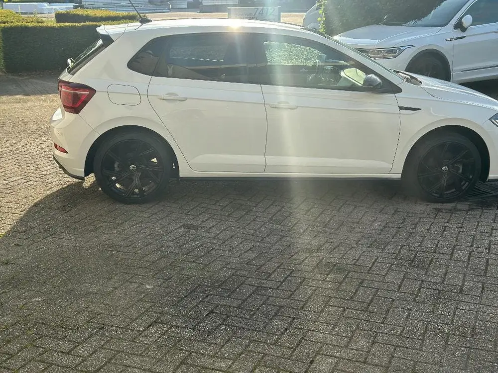 Volkswagen Polo R-Line DSG 110PK 2024 IQ Light Camera uit 2024, foto 3
