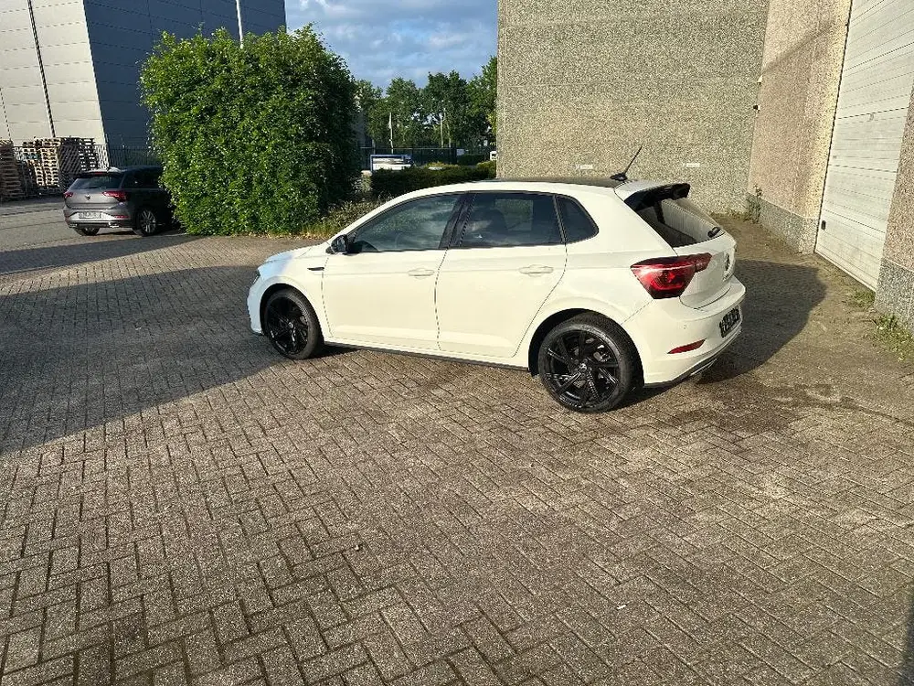 Volkswagen Polo R-Line DSG 110PK 2024 IQ Light Camera uit 2024, foto 6