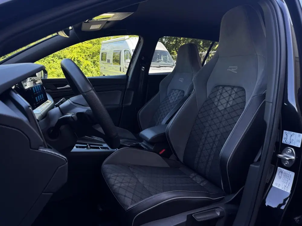 Volkswagen Golf Variant 1.5eTSI R-Line|Matrix|Camera|Carplay uit 2021, foto 4