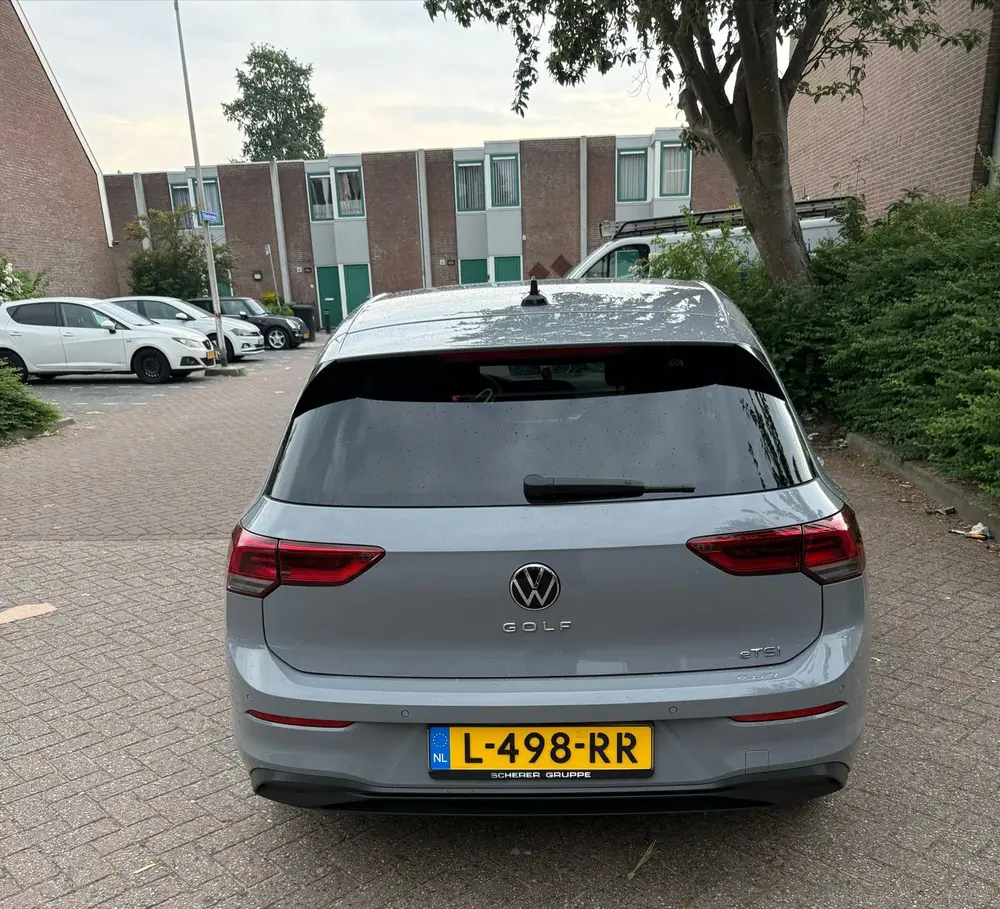 Volkswagen Golf 1.5 Etsi 150pk 7-DSG 2020 Grijs uit 2020, foto 2